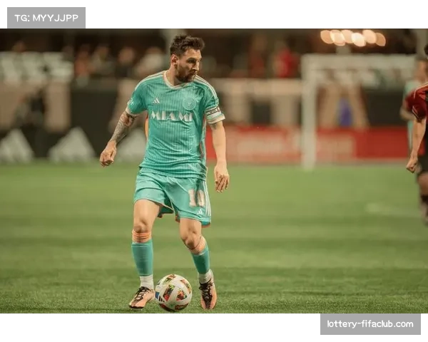 阿尔巴谈队友对弗里克评价，称梅西为历史最佳球员